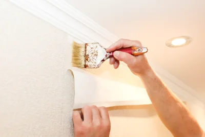 Pose de papier peint à Villamblain — revêtements muraux et toiles de verre